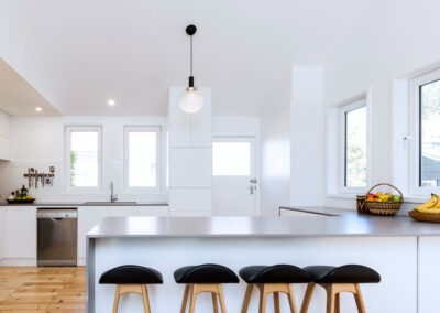 Renovated kitchen in Ainslie, Canberra by Architecture Republic